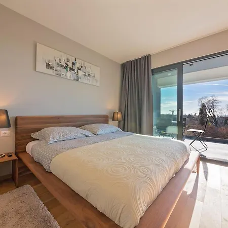 Rose Holiday home *
