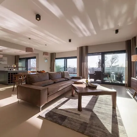 Rose Holiday home *