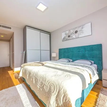 Rose Holiday home